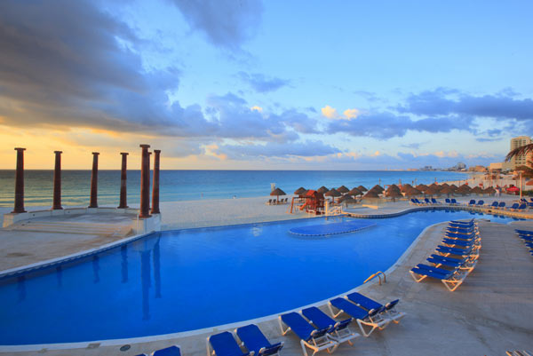 All Inclusive - Krystal Cancun - Cancun Mexico - Beach Resort